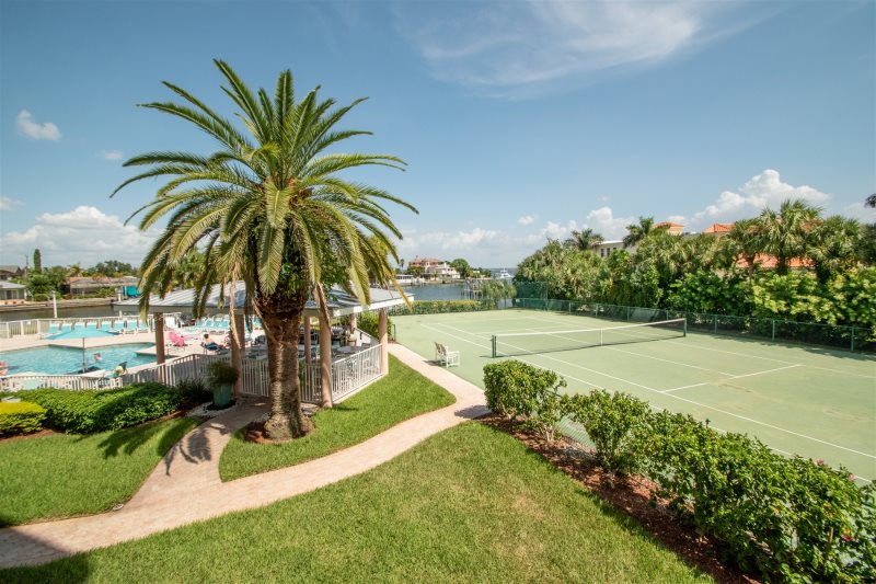 Sunrise Resort 209 Vacation Rental Condo St Pete Beach