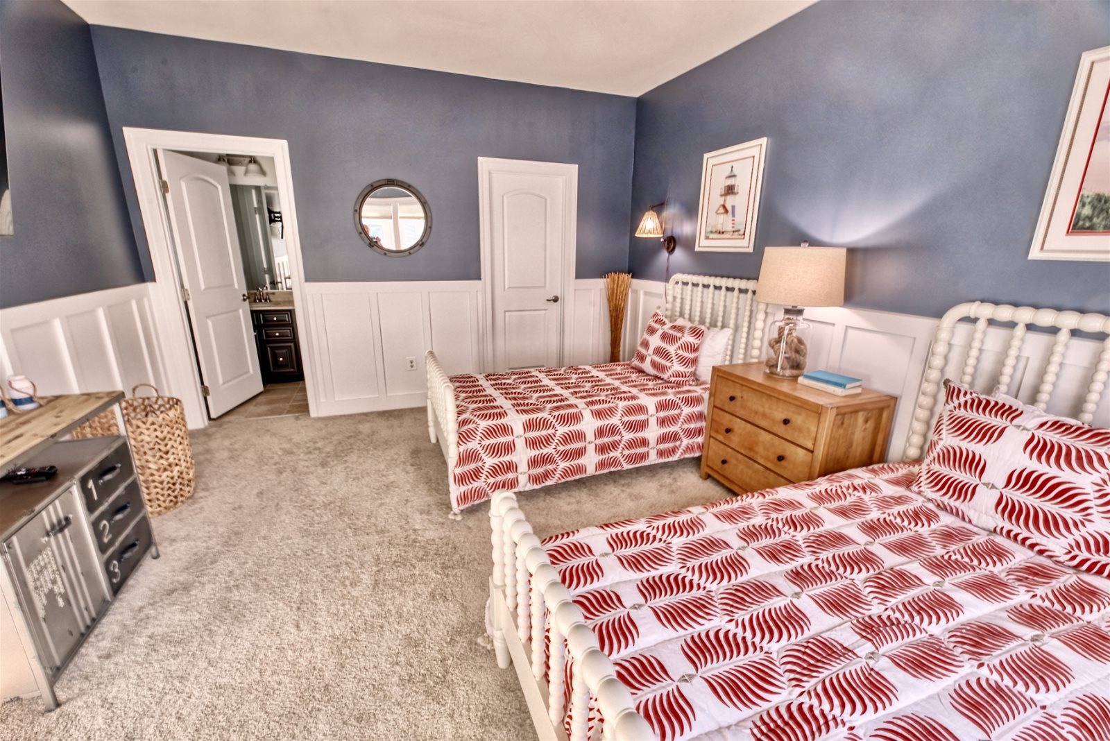 Lewes vacation rentals at Coastal Club at this 5 Bedroom Luxury House