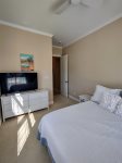Bedroom 3 on Main Floor: 1 Queen