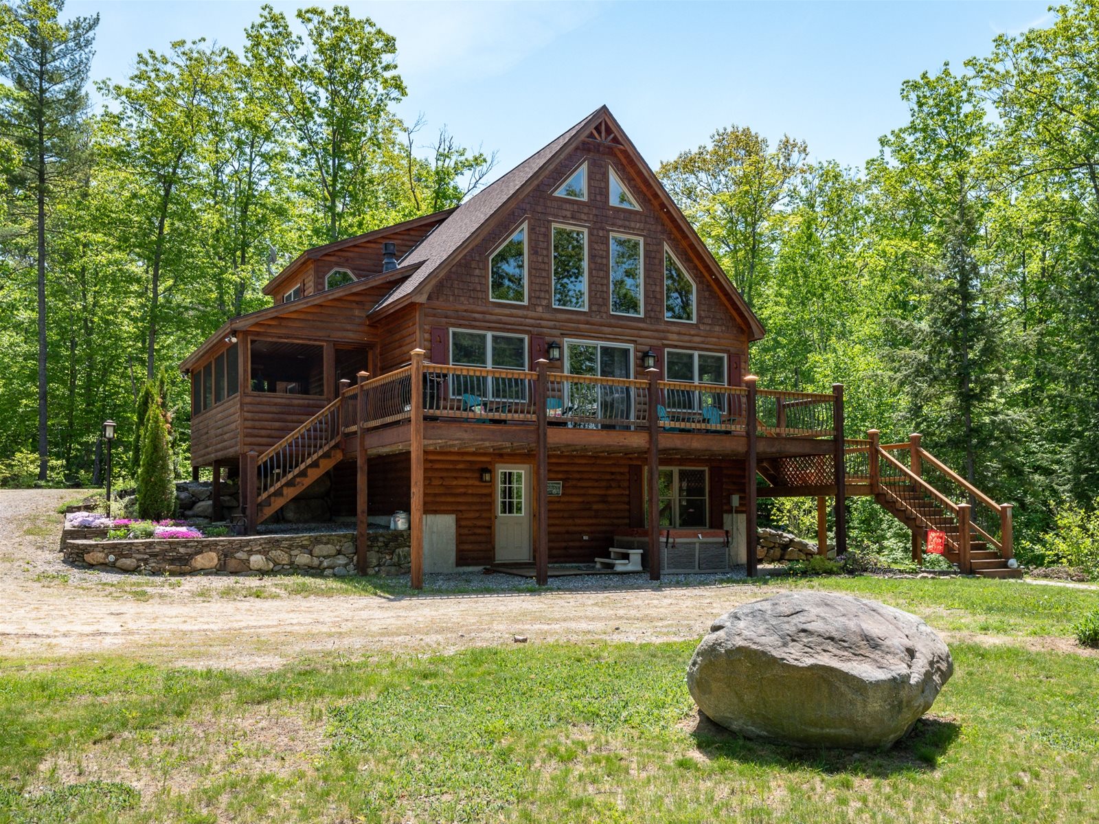 Timber Creek Lodge Ski Chalet at Sunday River Maine Ski Lodging Co.