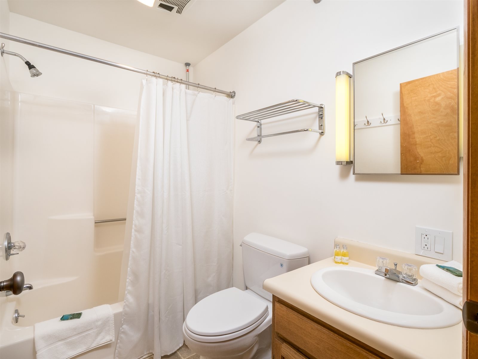 Sunday River SkiIn / SkiOut Condo Brookside I A403 Maine Ski