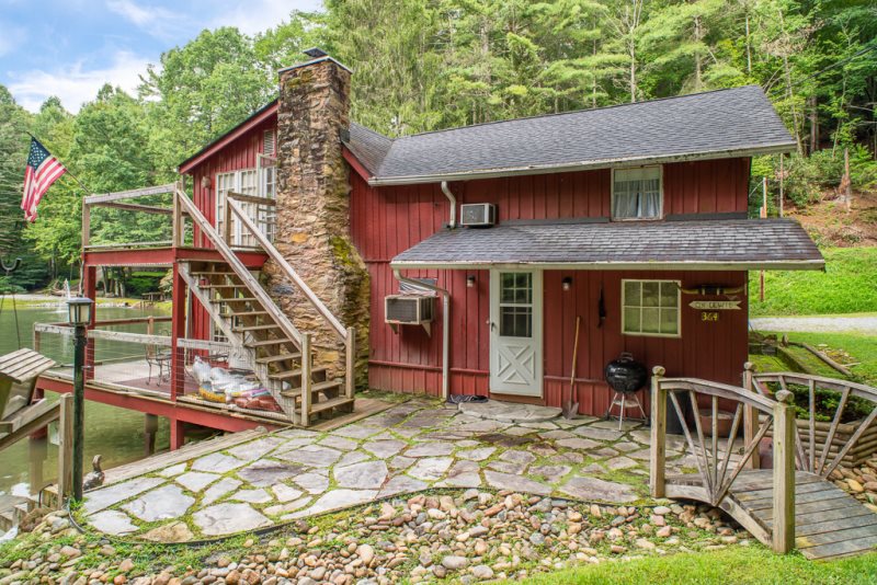 Lake Front Cabin Vacation Rental In Pisgah Forest Nc