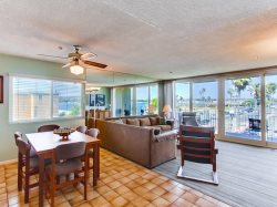 Bay Front Mission Beach Rental: Serendipity