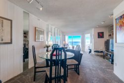 Ocean Front Mission Beach 2BR/1BA Condo: Top of the Beach