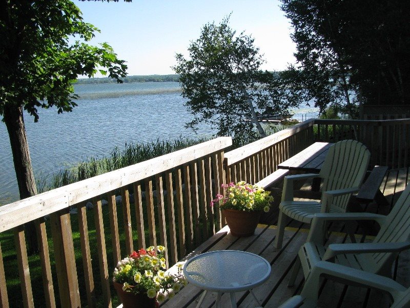 Sandpiper Pec Pet Friendly Waterfront Cottage Near Sandbanks