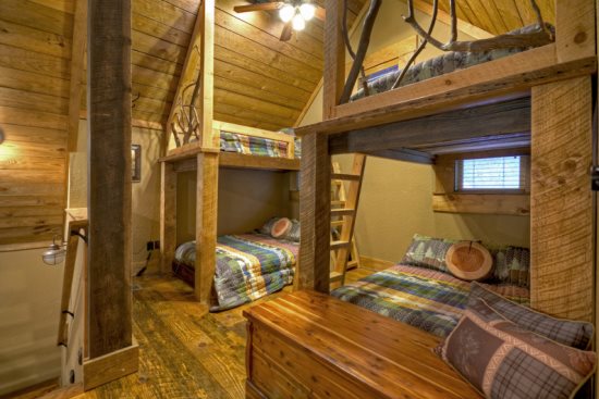 A River Of Dreams Lodge Willow Creek Cabin Rentals