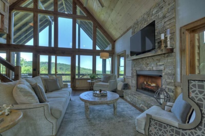 A Cut Above Willow Creek Cabin Rental