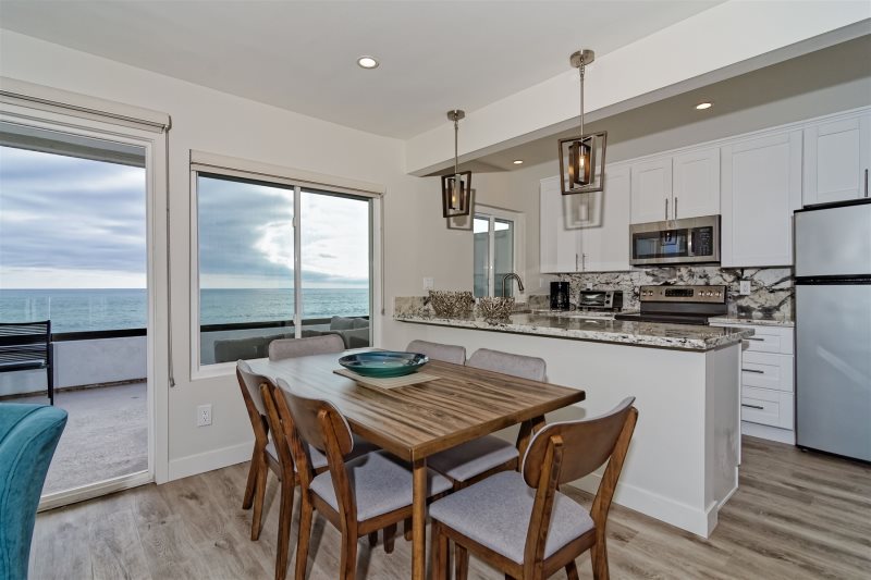 Luxury Beachfront Vacation rental in Carlsbad, California