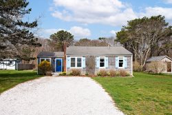 23 Deacon Rd, Westport, MA