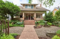 The Pearl: Luxury Pet-Friendly Historic Home in Downtown Newberg