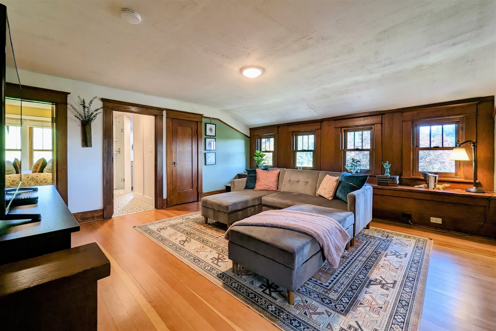 Chehalem House vacation rental, Newberg Oregon.