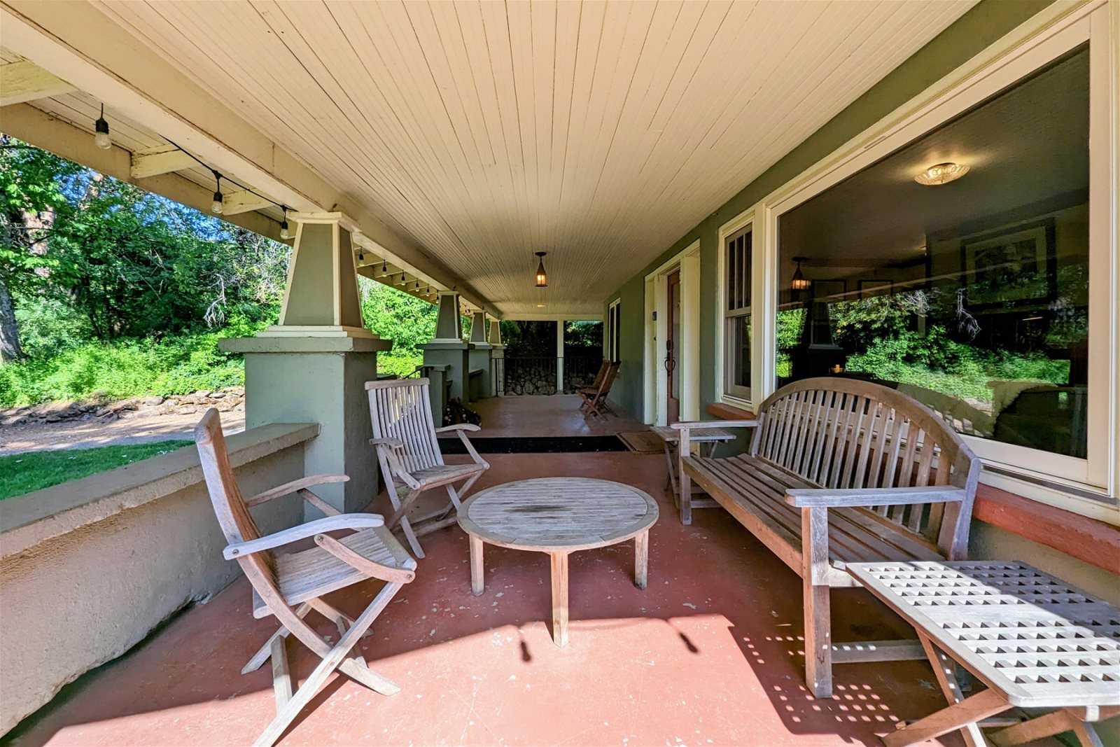 Chehalem House vacation rental, Newberg Oregon.