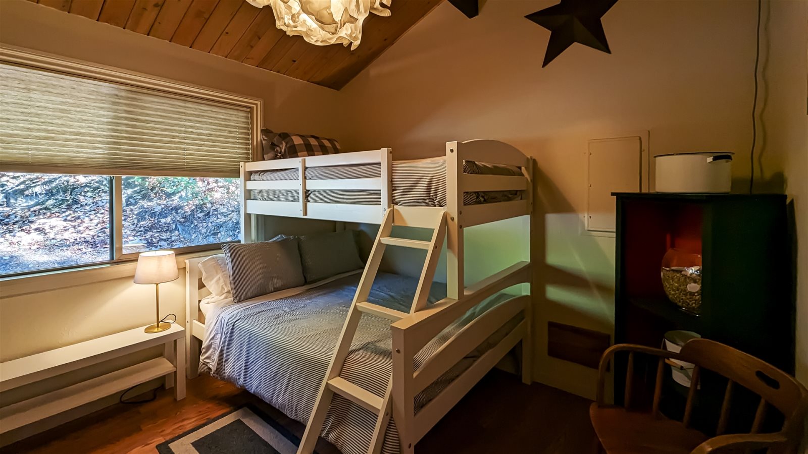 Sequim Bay Hideaway Brigadoon Vacation Rentals Washington Book