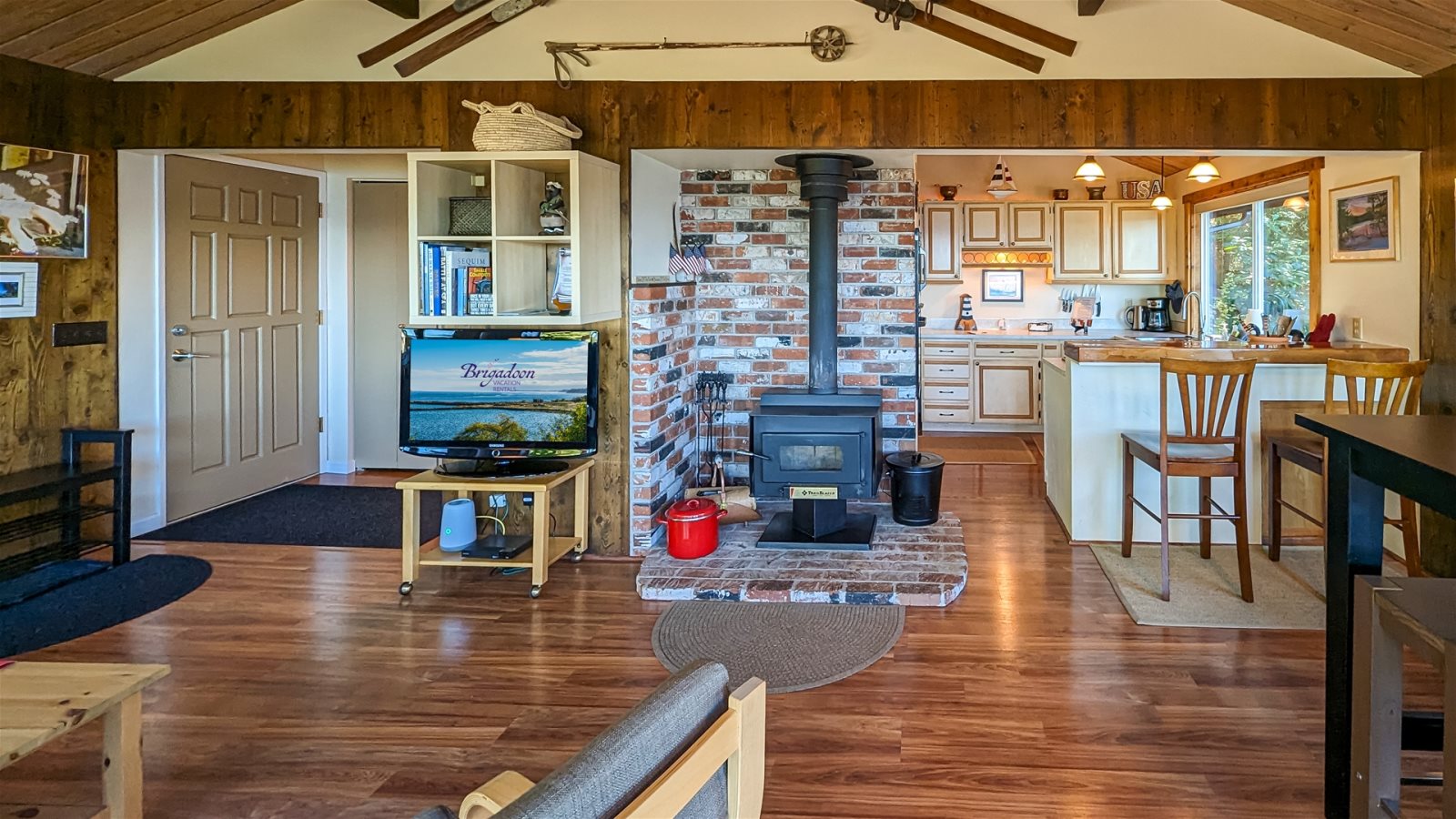 Sequim Bay Hideaway Brigadoon Vacation Rentals Washington Book