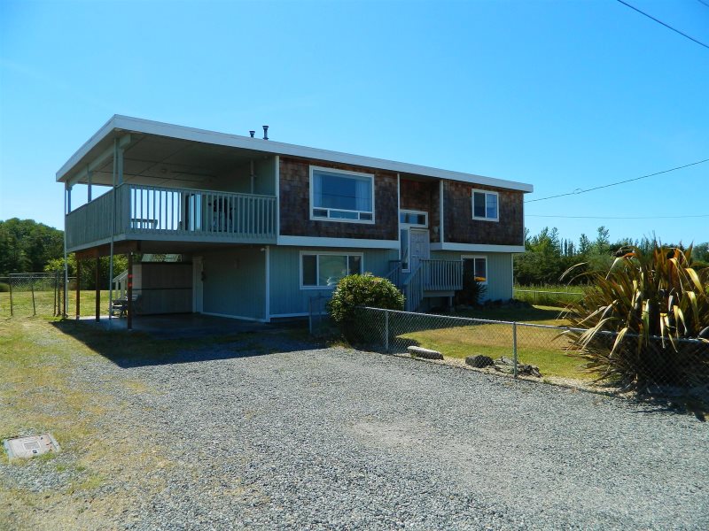 Juan De Fuca Breeze Brigadoon Sequim Vacation Rentals