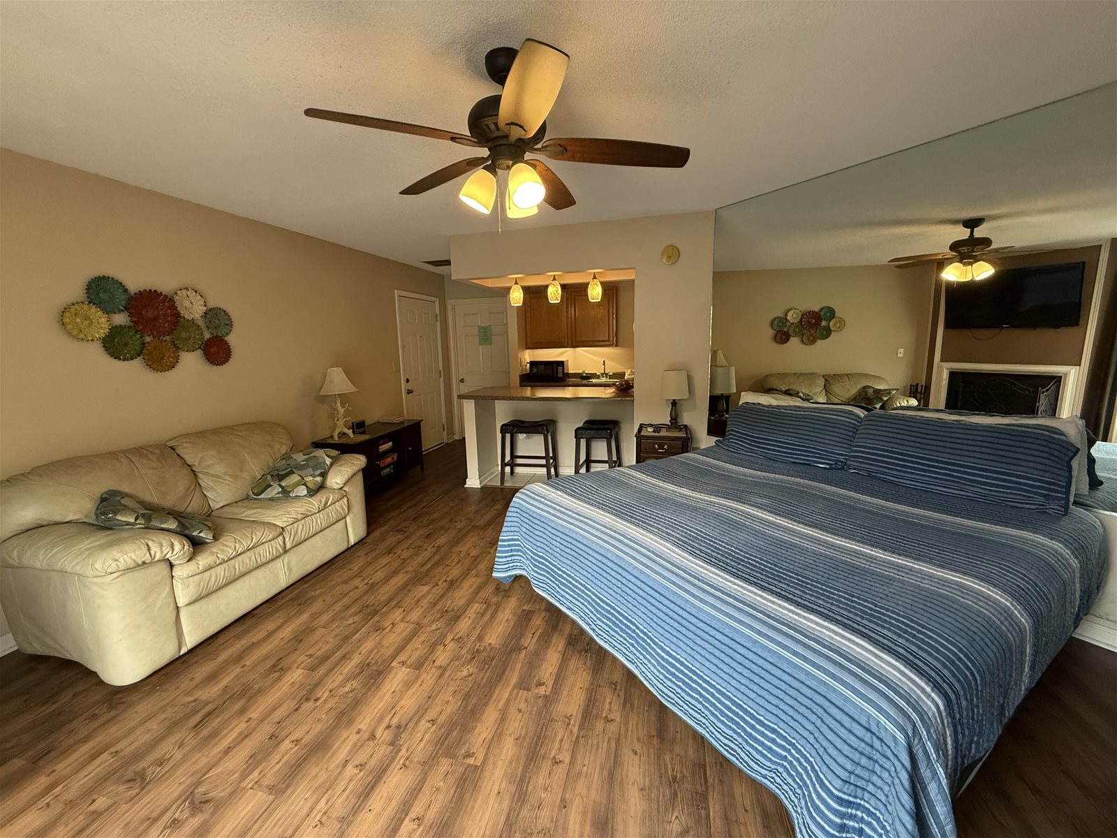 Rivers Edge Condo 803c Vacation Rental in Helen GA Bavarian Brook