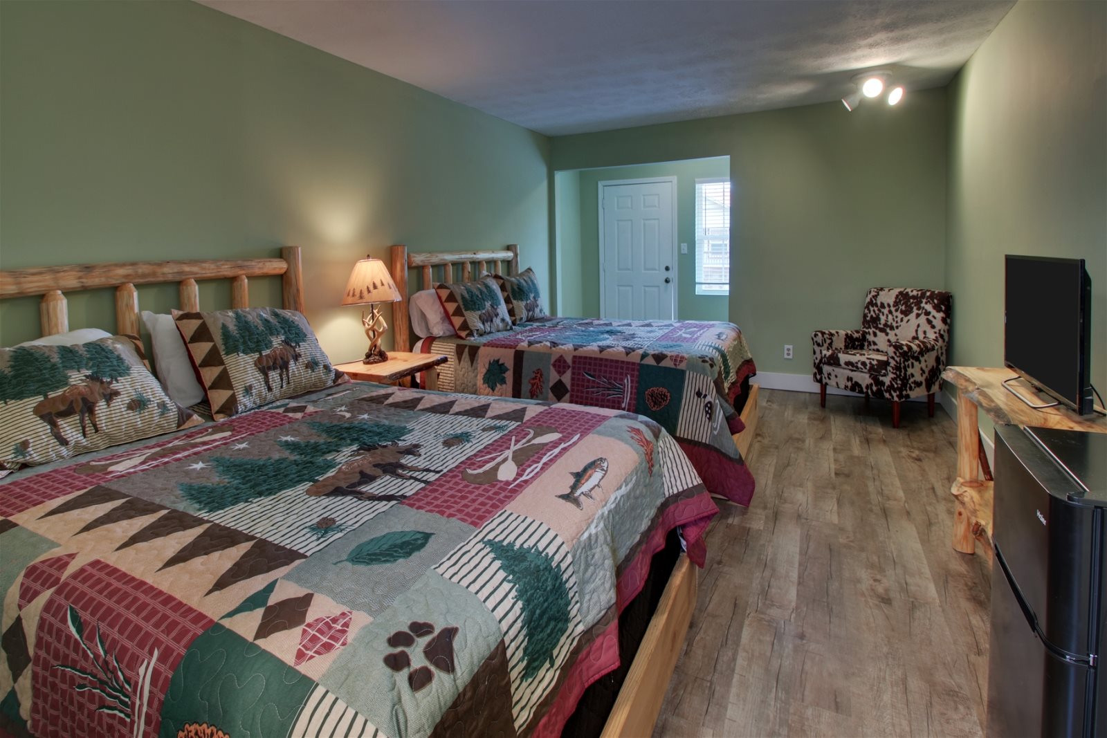 Bavarian Brook Rentals Unit 7A Vacation rental In Helen Ga