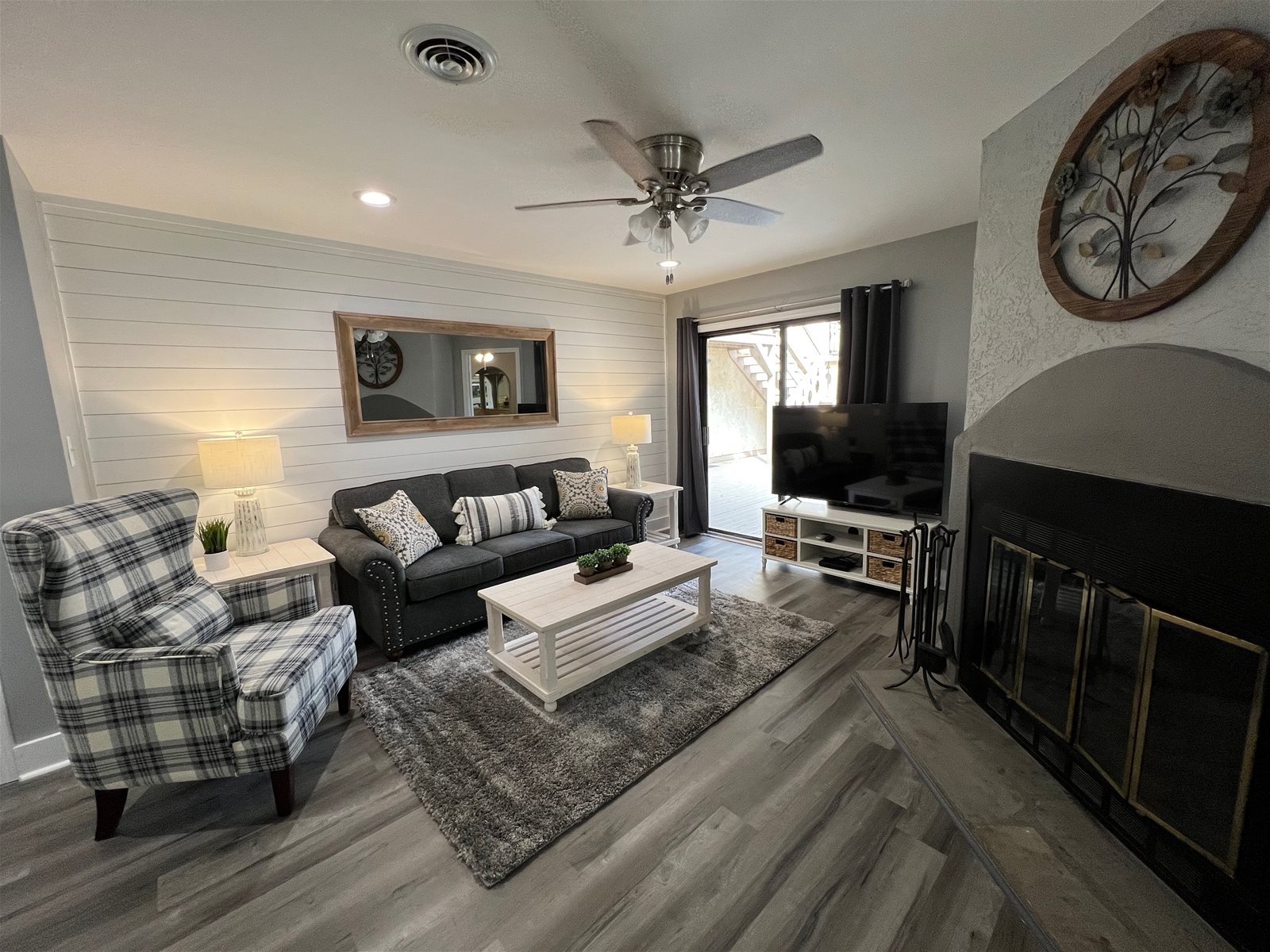 Rivers Edge Condo 102 Vacation Rental in Helen GA Bavarian Brook