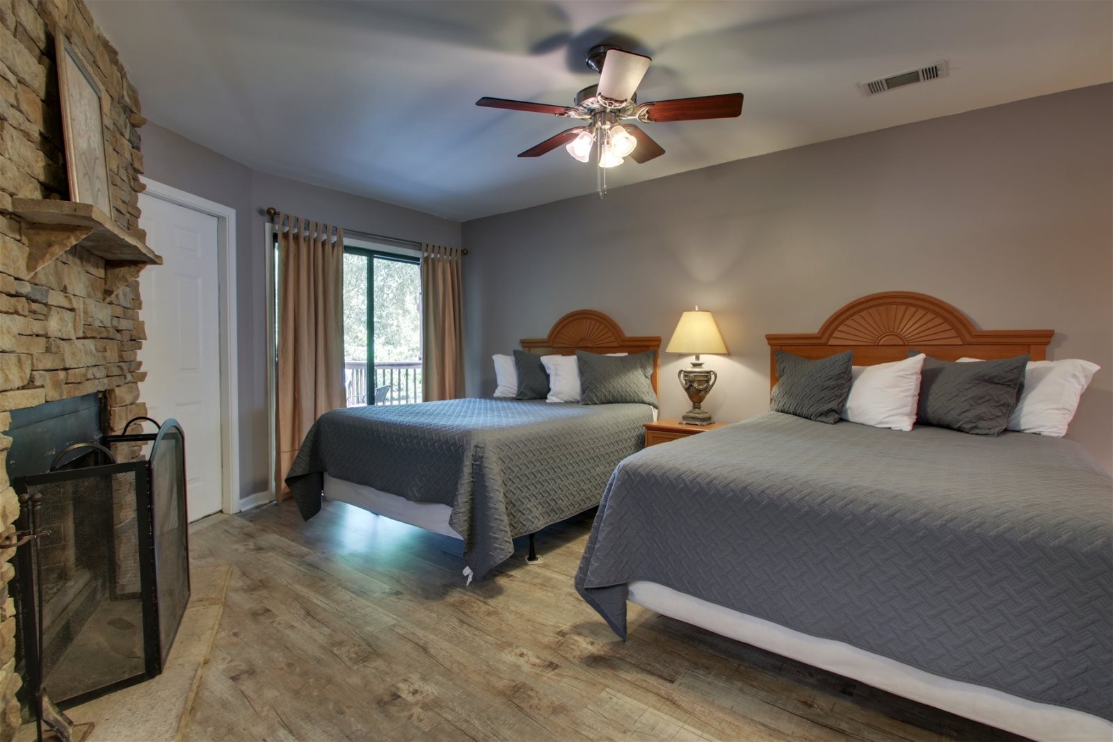 Rivers Edge Condo 703 Vacation Rental in Helen GA