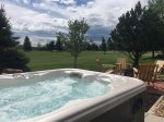 Sans Souci Cabin has great Views and right on the Golf Course.  Offers Wi-Fi, is dog friendly, welcoming back yard with firepit, hot tub