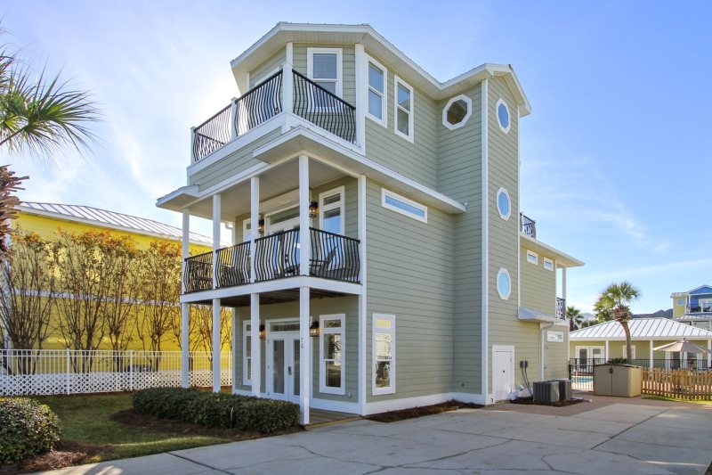 blue coconut vacation rental