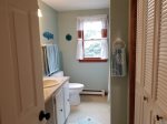 Upstairs Hallway Full Bath with Tub/Shower Combination