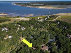 Lieutenants Island Beach Cabin