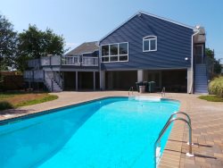 TREN104 - Deceiving raised ranch 1 block to beach/boards with private pool 