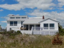Oceanfront at 19 Pillsbury Drive...sleeps 10 & Gorgeous Views!  Recent cancellation and 1 week available for 2022 (August 13 - 20)