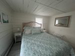 2nd bedroom with queen bed