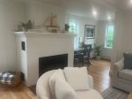 Gas fireplace
