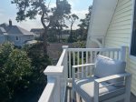 2nd floor balcony