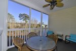 Lakefront Pools and Short Walk to Beach