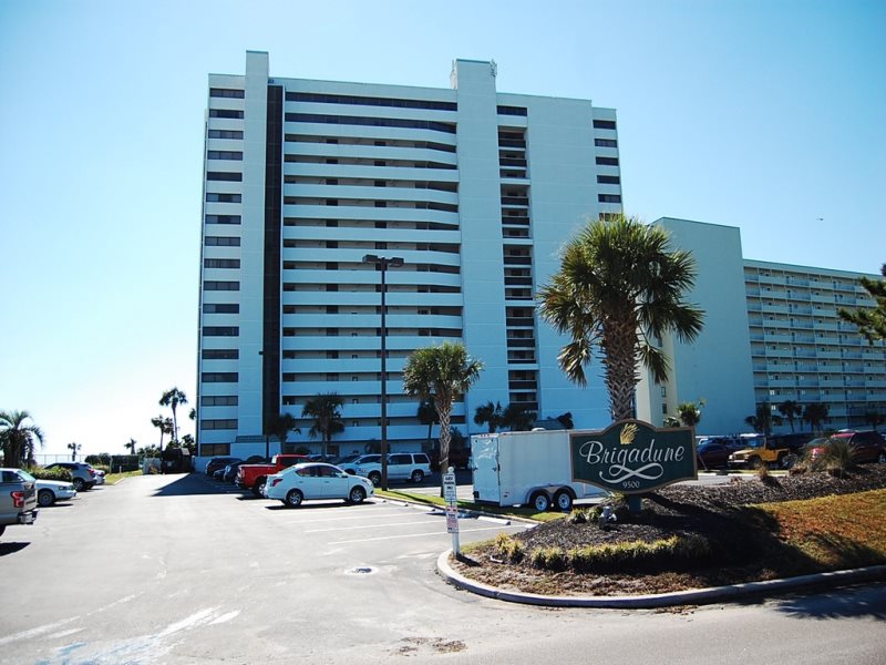 Three Bedroom Oceanfront Shore Drive Area Myrtle Beach Brigadune Grand Strand Vacations