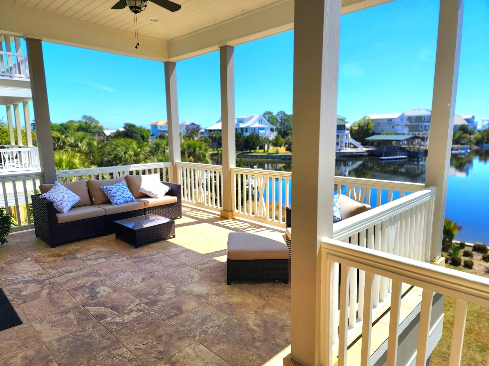 Front Porch/Patio Area
