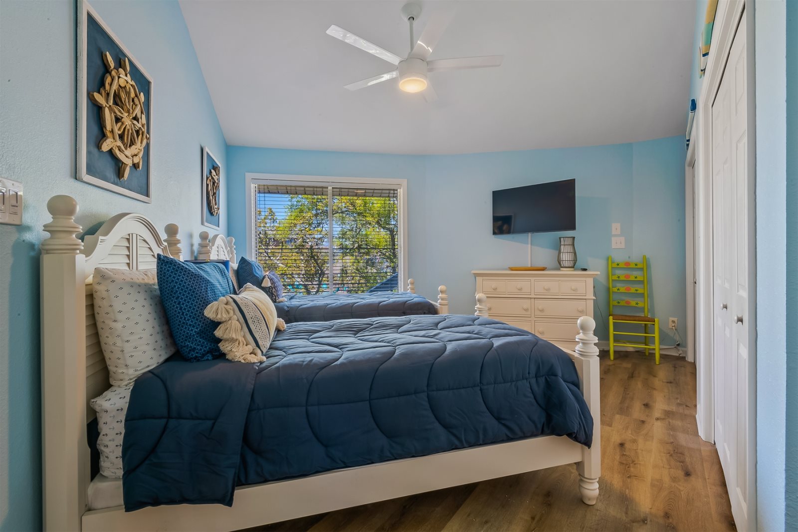 Vacation Waterfront and Pool Homes, Ochlockonee Bay Realty