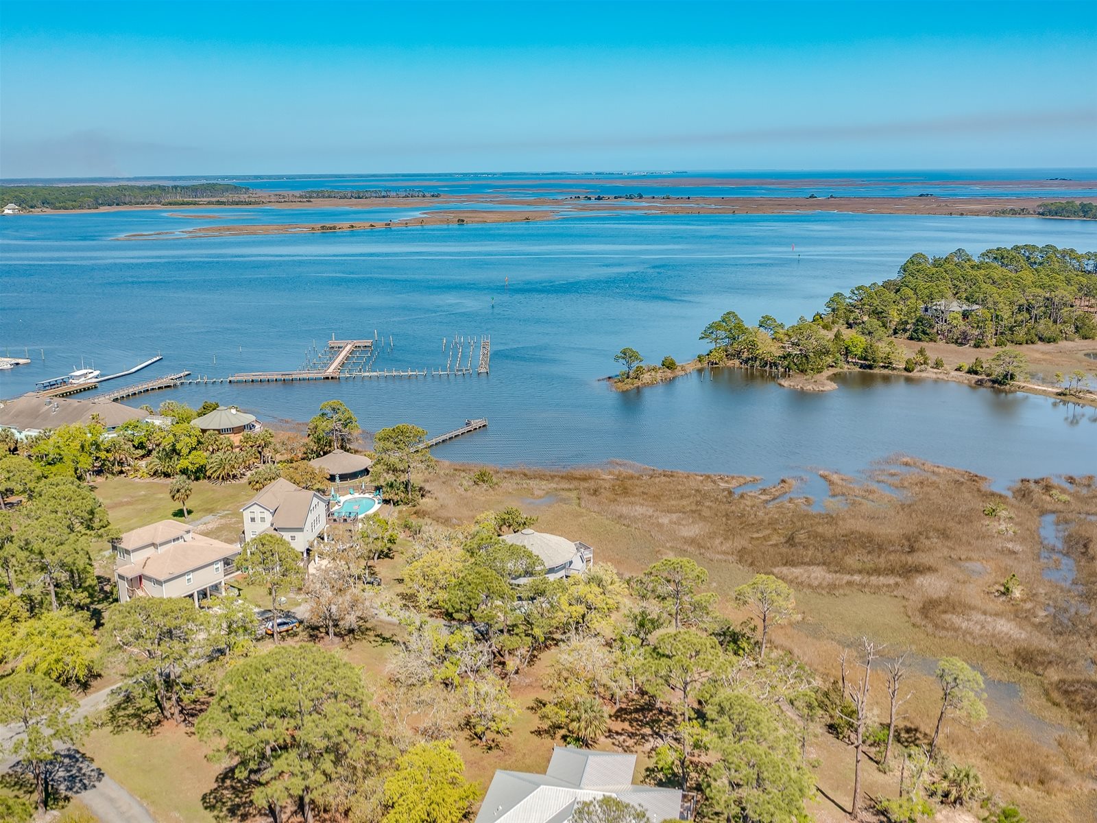 Vacation Waterfront and Pool Homes, Ochlockonee Bay Realty