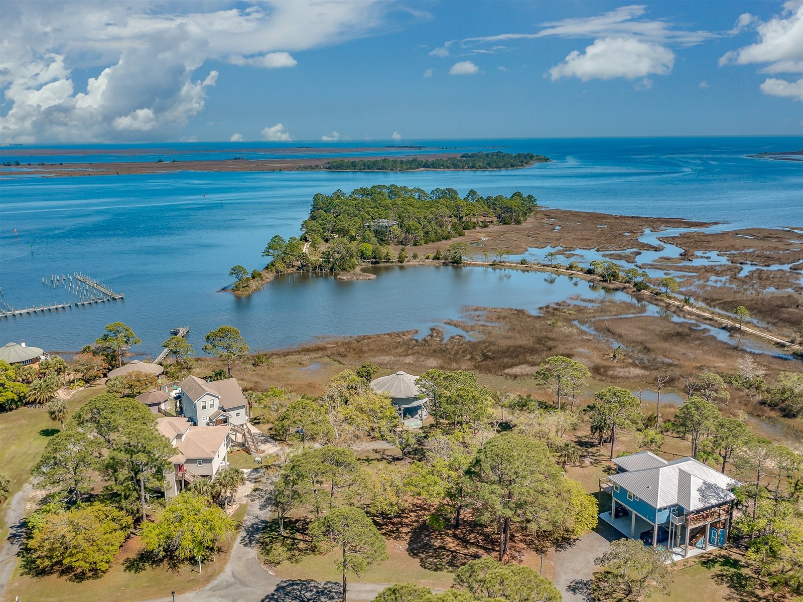 Vacation Waterfront and Pool Homes, Ochlockonee Bay Realty