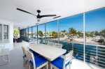 Screened Patio, Dining Table for 6 