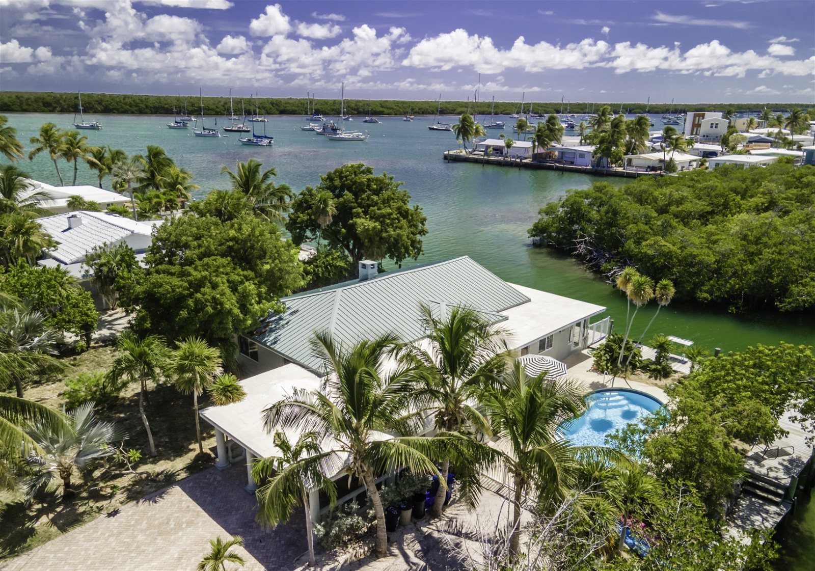 Vacation Rentals Florida Keys / Marathon Vacation Rentals / 4 bedroom