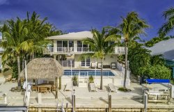 Caribbean Fantazy 3bed 3bath with pool & dockage ~ pool heat included from Nov-April 