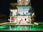 A Coastal Getaway the most beautiful modern house in Key Largo!!!
