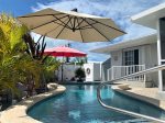 Manatee Oasis 3bed/2bath ground level single family home with private pool & dockage 