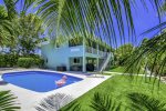 Pozitively Bliss newly updated 3bed/2bath with private pool (heat/chiller included), dockage & near Sombrero Beach 