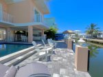 Peach Paradise 4 Bedrooms 4.5 Baths, Pool, Ocean View with Dock and Kayaks