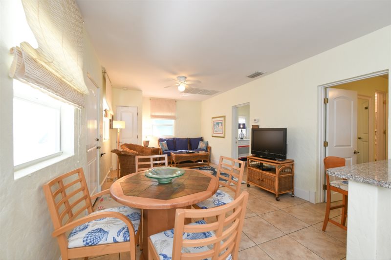 Gasparilla Vacations Grande Flats 1 A Two Bedroom Ground