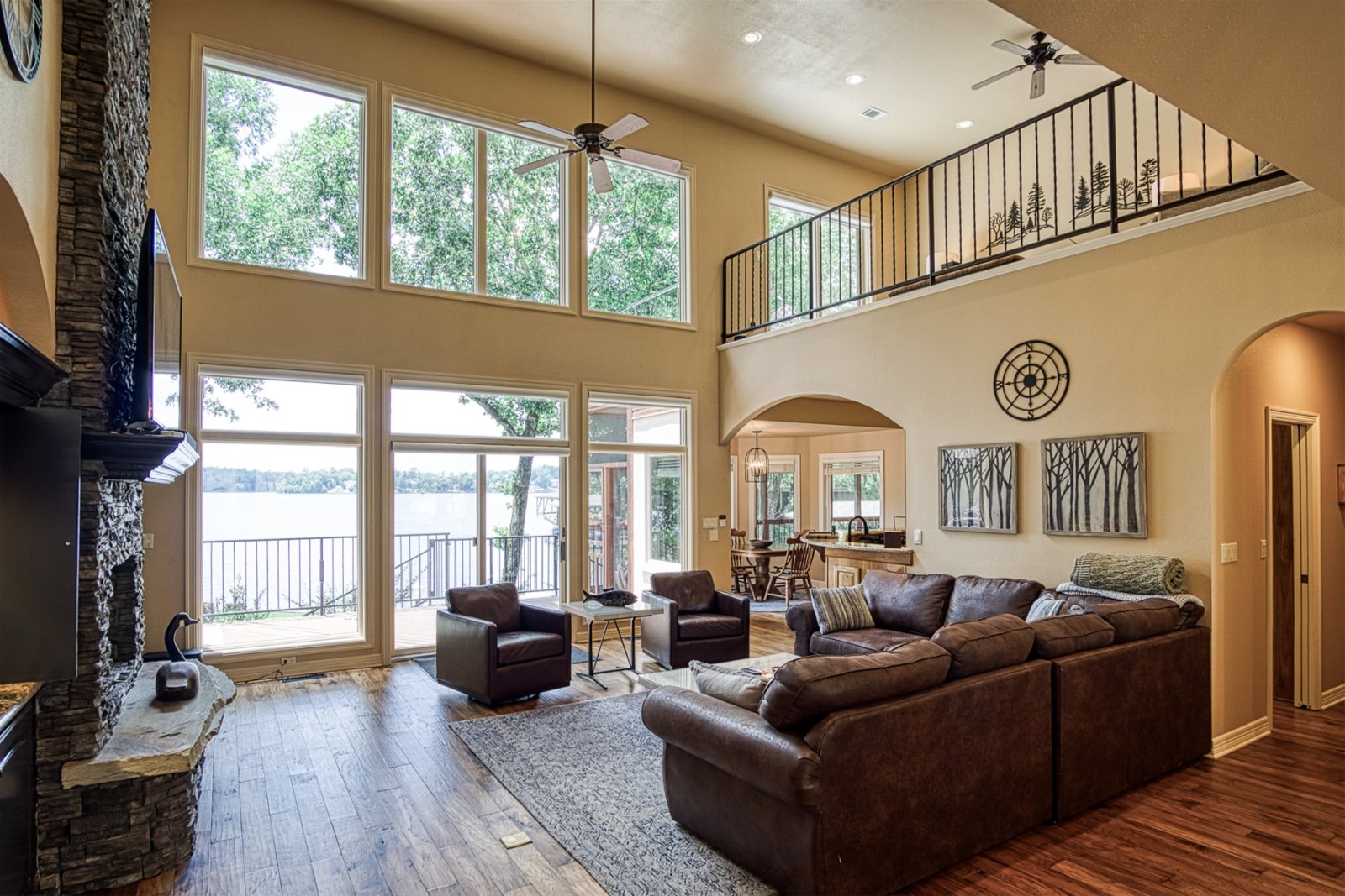 Hot Springs Village Arkansas Luxury Furnished nightly vacation rentals