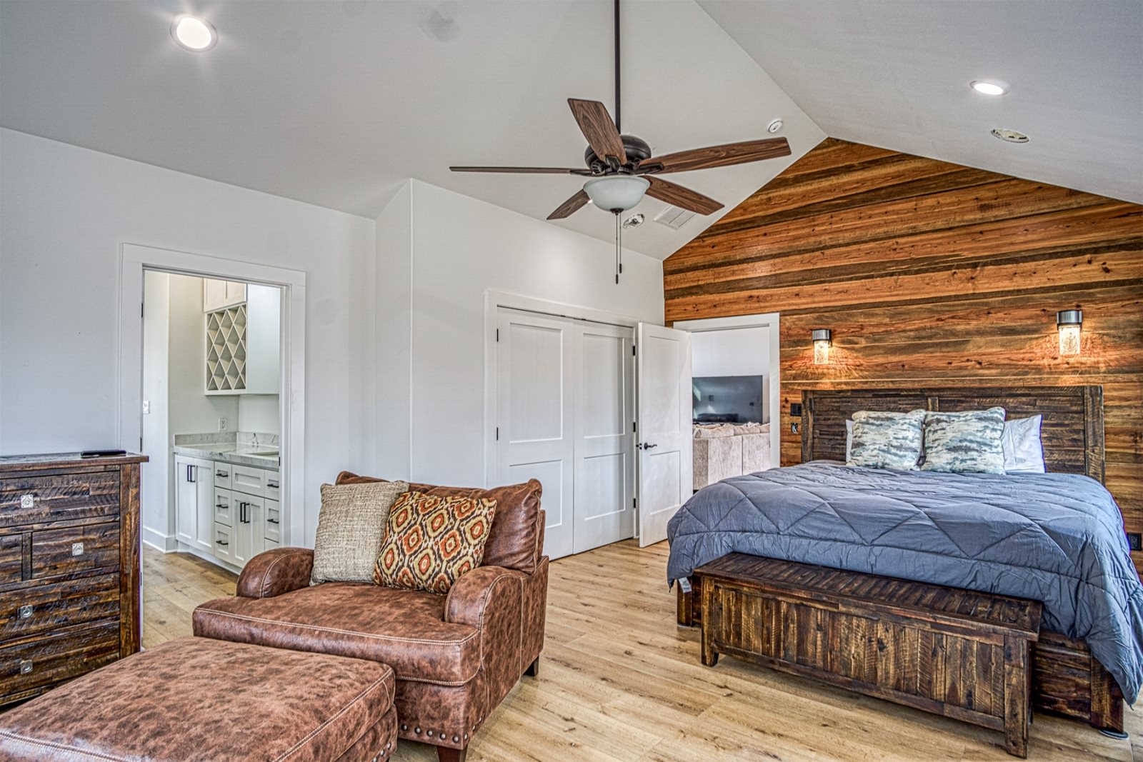 Hot Springs Village Arkansas Luxury Furnished nightly vacation rentals