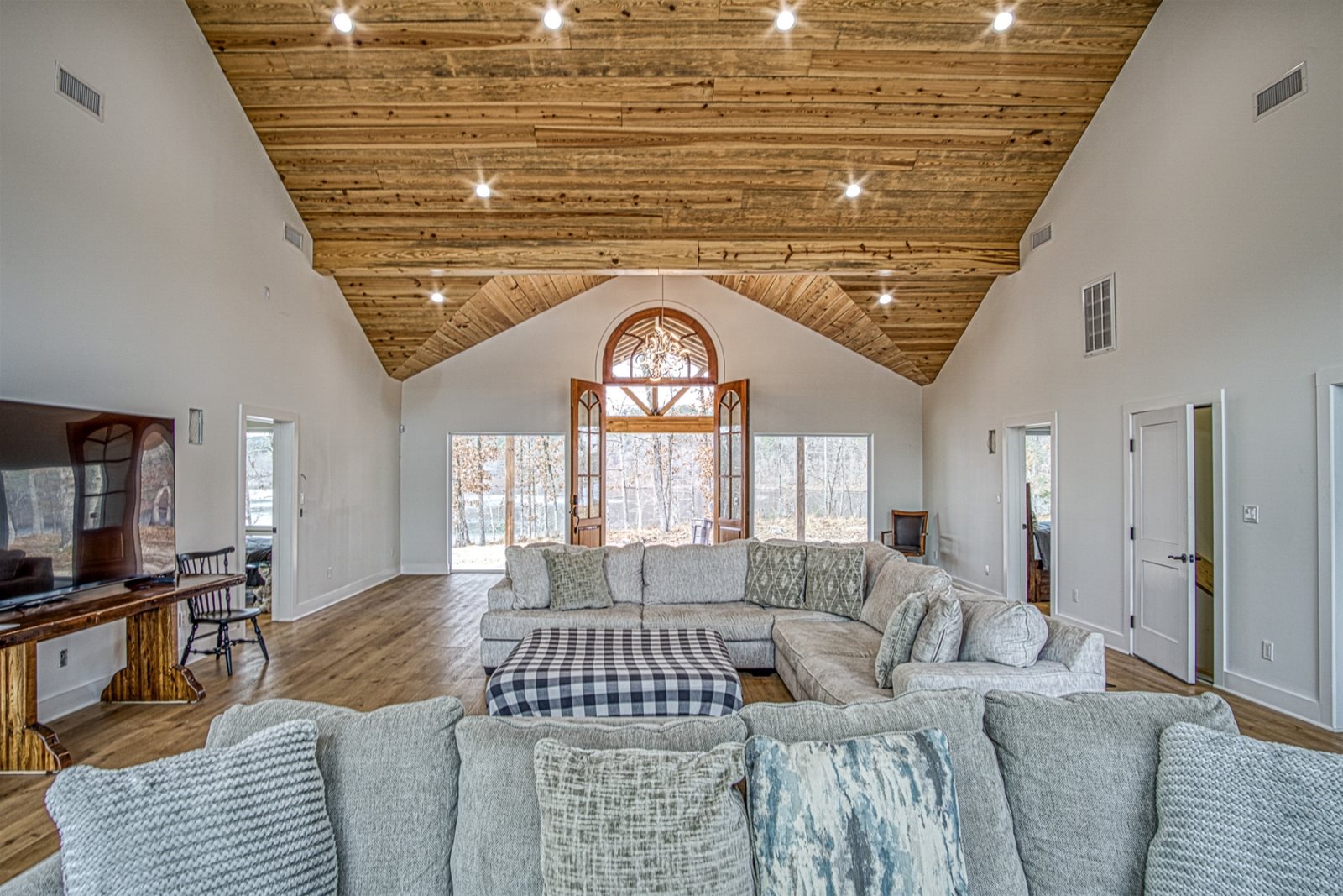 Hot Springs Village Arkansas Luxury Furnished nightly vacation rentals