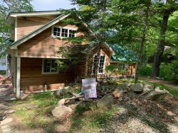 Keene's Cottage/Damariscotta Lake
